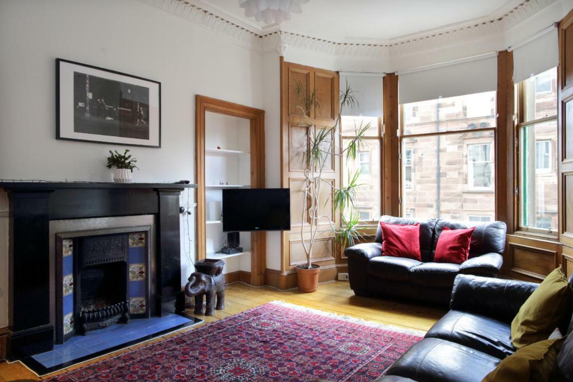 Comiston Road - Welcoming 2 Bedroom Apartment-close To City Centre * Édimbourg